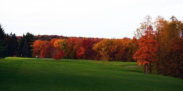 Mountaineer's Woodview Golf Course: 805 Ballantyne Rd, New Cumberland, WV 26047